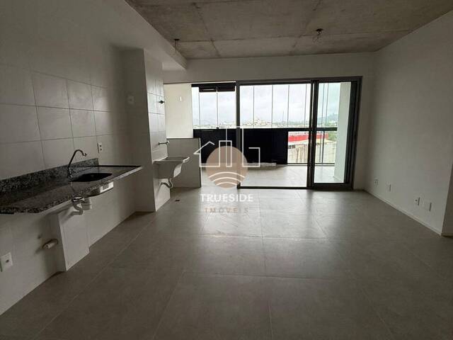 #30 - Apartamento para Venda em Rio de Janeiro - RJ