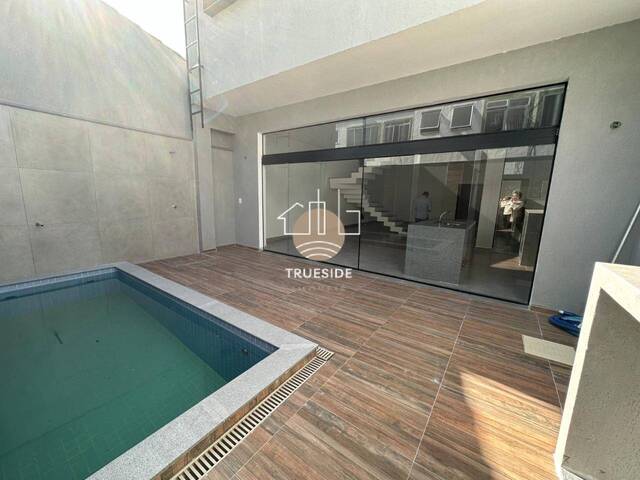 #32 - Casa para Venda em Rio de Janeiro - RJ - 2