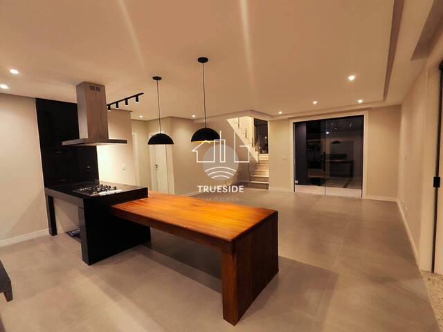 #37 - Casa para Venda em Rio de Janeiro - RJ