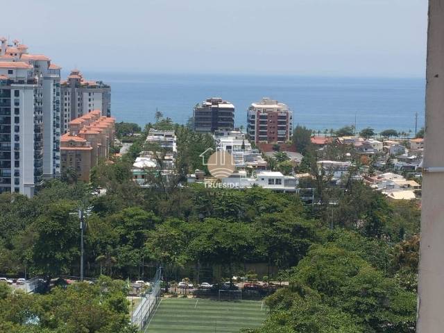 #46 - Apartamento para Venda em Rio de Janeiro - RJ