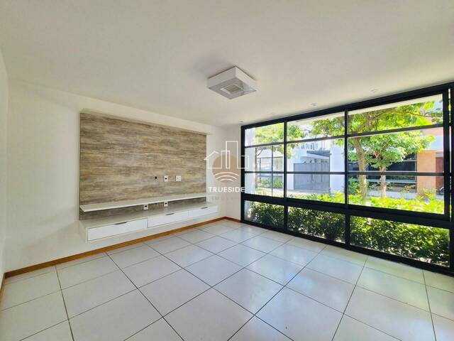 Apartamento para Locação em Rio de Janeiro - 2