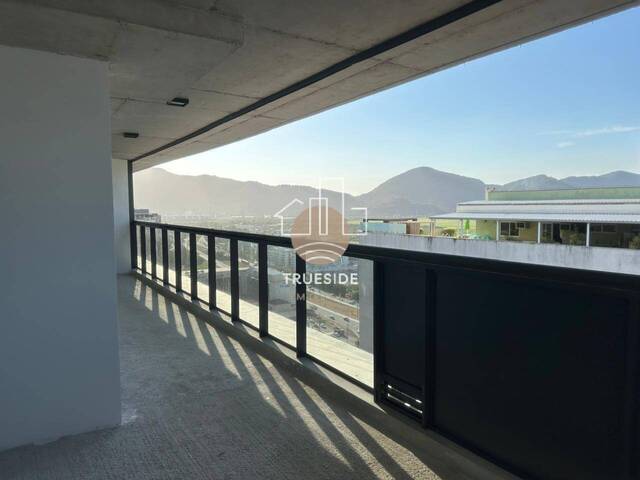 #13 - Apartamento para Venda em Rio de Janeiro - RJ