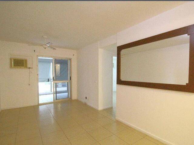 #3 - Apartamento para Venda em Rio de Janeiro - RJ